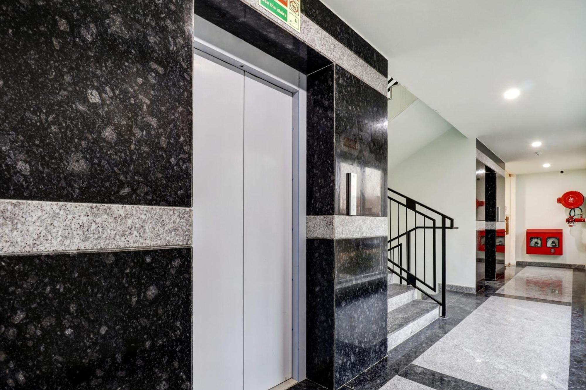Super Townhouse Arekere Near Mithai Mahal Bengaluru Kültér fotó