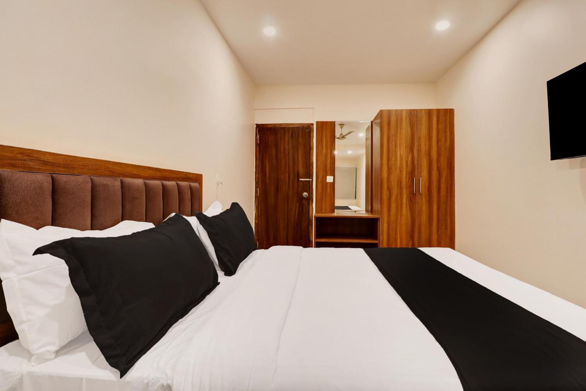 Super Townhouse Arekere Near Mithai Mahal Bengaluru Kültér fotó